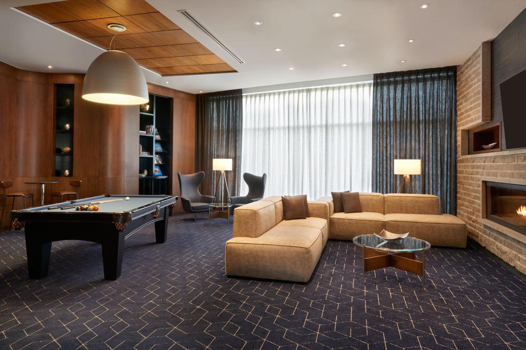 Hotel Courtyard By Marriott Calgary Airport Exterior foto